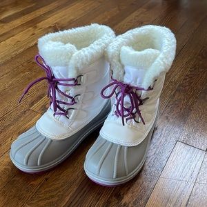 Girls snow boots size big kids 2 white/grey/purple